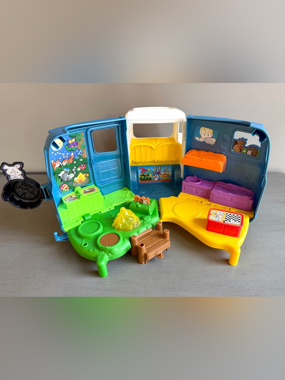 Fisher-Price Little People Song & Sounds Camper RV Motor Home Playset - Works